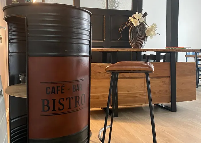 Lägenhet Duplex Renove Au Coeur De St Joachim, Proche Parc De Briere Et Plages - Fr-1-306-1222 *